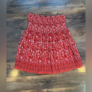 MAX STUDIO Red Floral Smocked Mini Skirt – S – Boho Fall Layers, Holiday Outfit